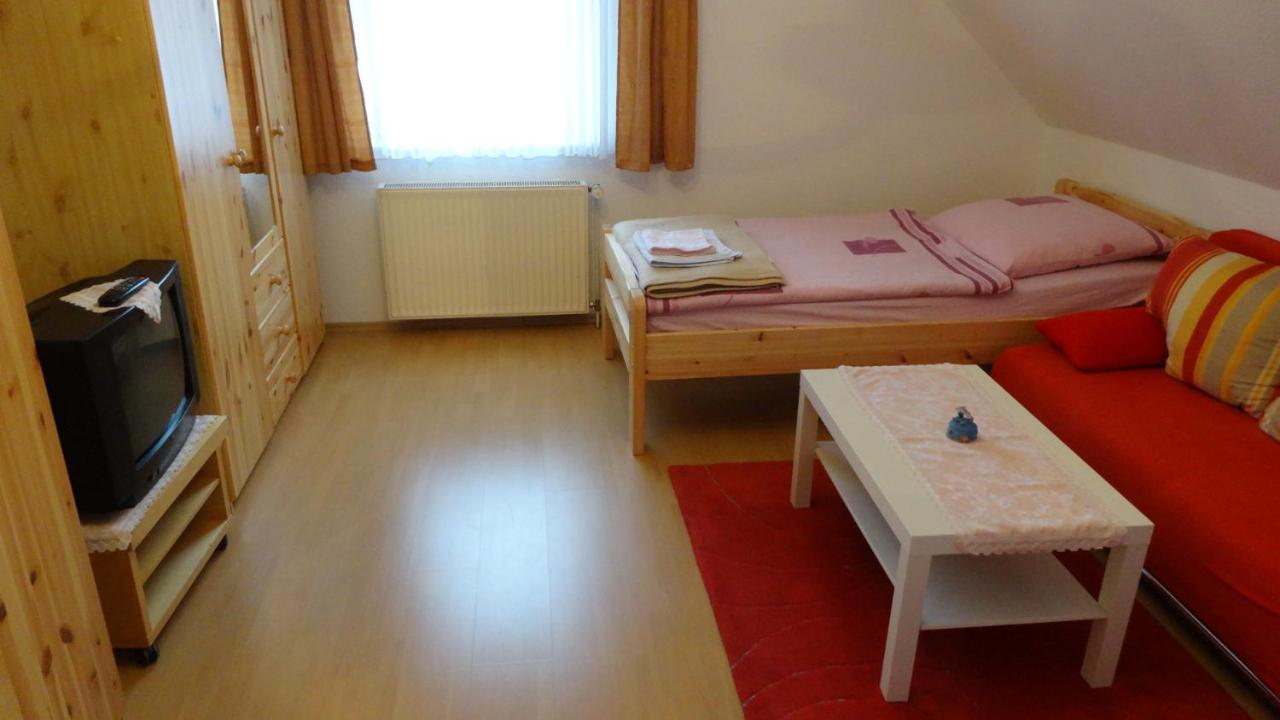 Charmantes Apartment In Mittelfeld Hanower Zewnętrze zdjęcie